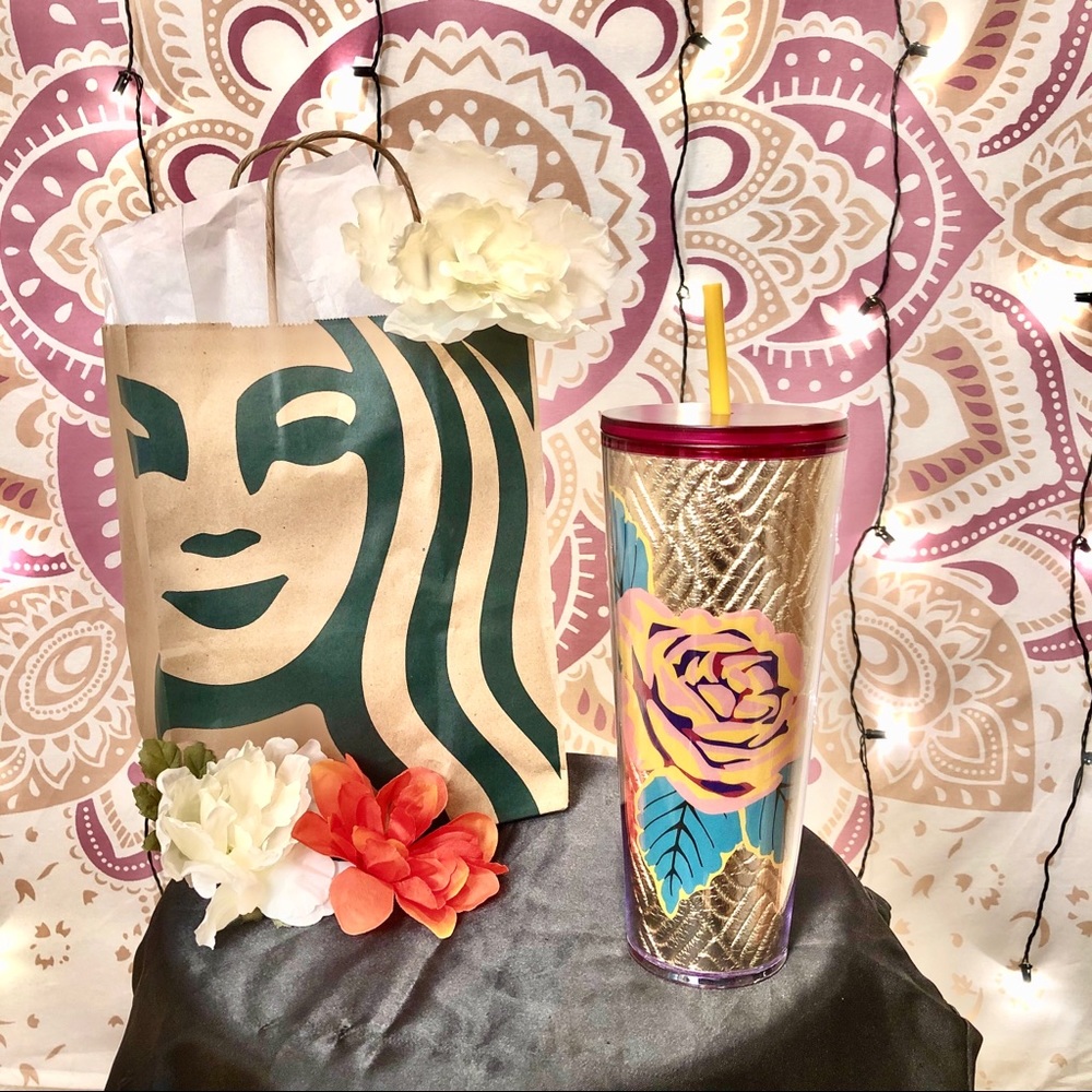 HP 🎉Starbucks Tumbler Gold Quilted Rose 24oz NWT